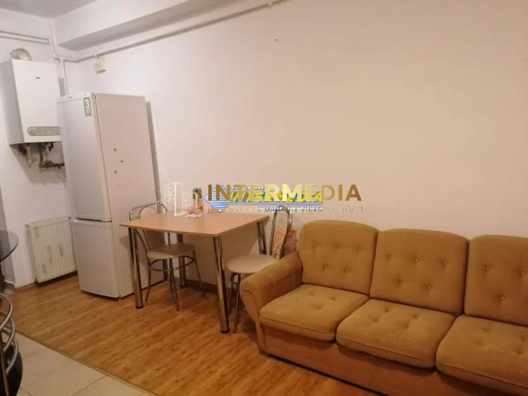 Garsoniera de inchiriat Cetate stadion BLOC NOU mobilata si utilata complet
