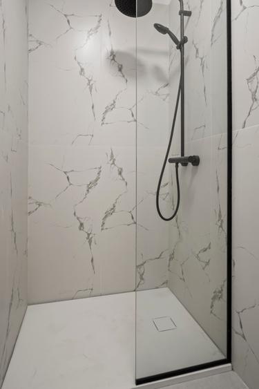 Duplex cu scara interioara 142 mp