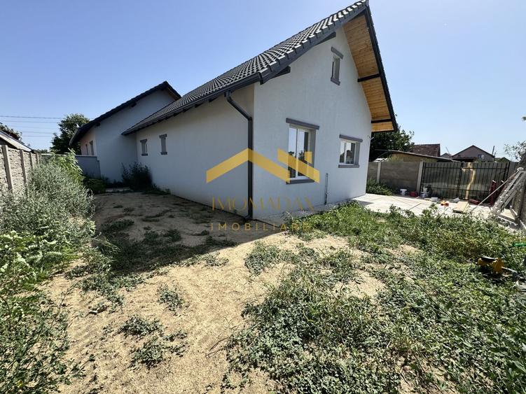 - Duplex -3 camere - 2 bai -