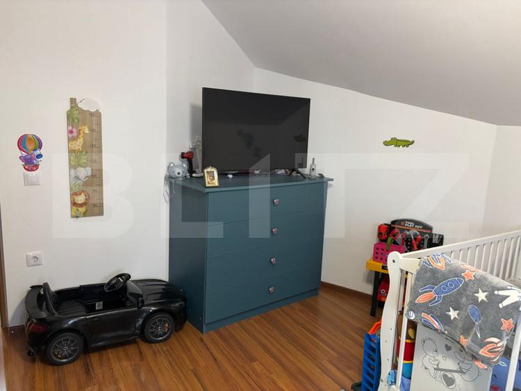 Apartament cu 3 camere de vanzare, 117 mp, strada Baritiu