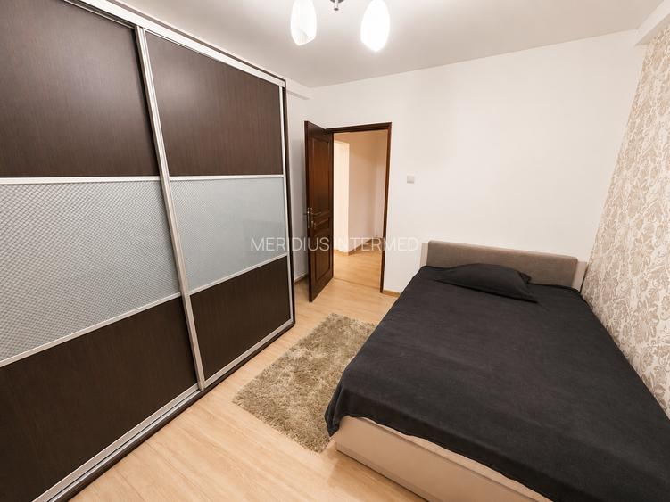 Închiriere apartament 3 camere Centru - 3
