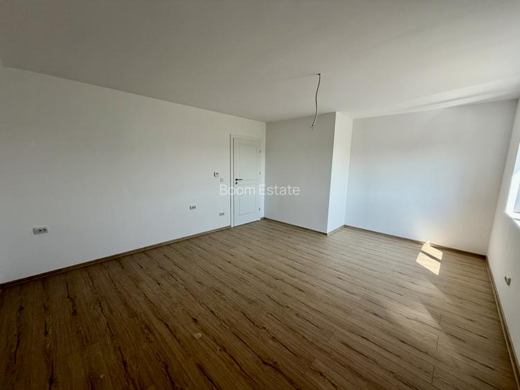 Pozitie Excelenta, Super Pret, 4 Camere - 5