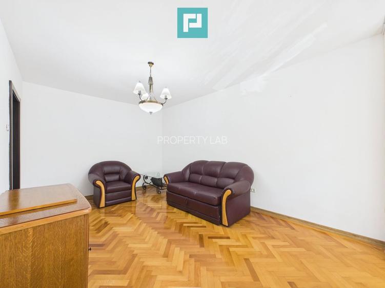 Apartament cu 3 camere decomandat, Str. Horia - 9