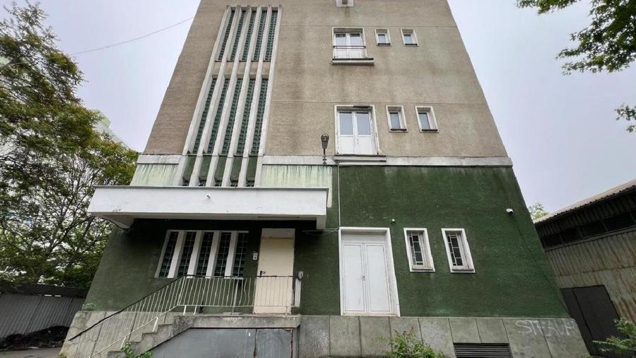 Cladire comerciala - 2.345 mp + Teren 2.040 mp / Sos. Fundeni- Bucuresti