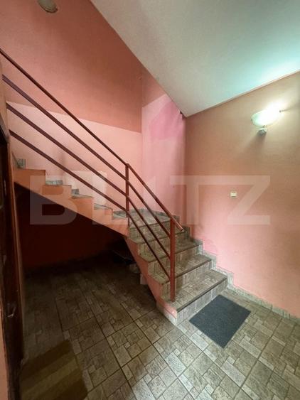 Oportunitate!! Cladire cu destinatie multipla , centru Radauti! Pret negociabil!