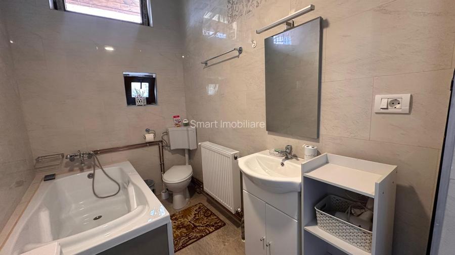 Apartament renovat 50mp zona 9 Mai - 6