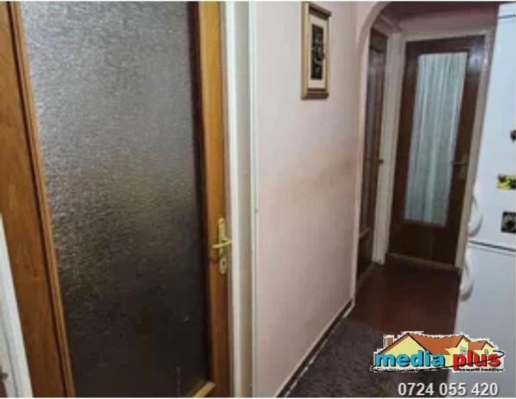De vânzare apartament 2 camere decomandat – Micro 13