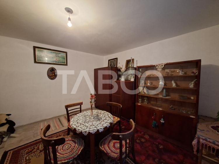 Casa cu 6 camere 720 mp teren in sat Bungard din judetul Sibiu