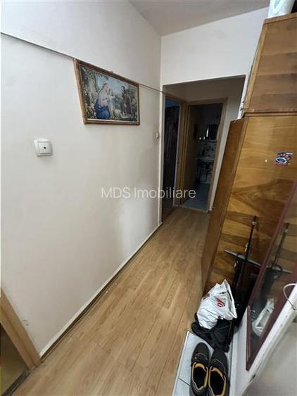 Decomandat cu 2 bai si 2 balcoane la etajul 1 bloc izolat - 11