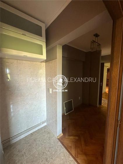 Apartament 3 camere de vanzare semidecomandat etaj intermediar bloc fara risc - - 5