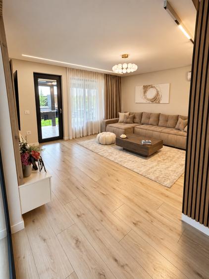 Casă individuală 4 camere | Jacuzzi & Saună | 350 mp teren | Tunari