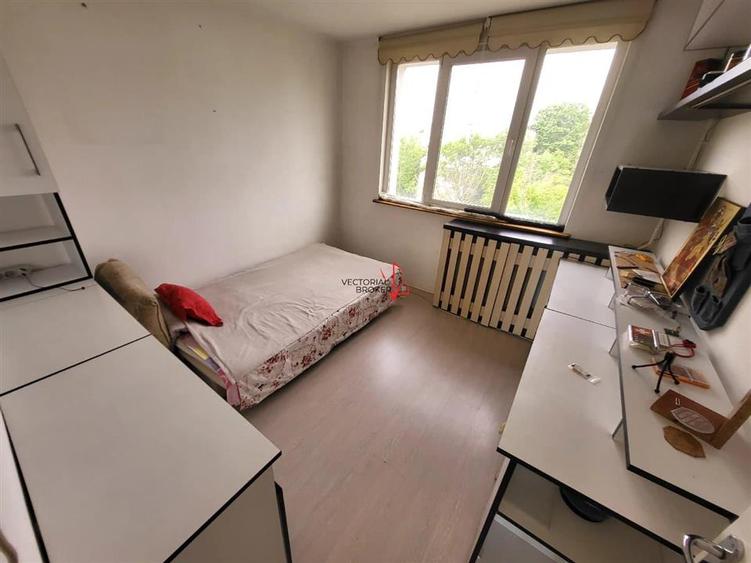 APARTAMENT 3 CAMERE CU VEDERE MIXTA SI LIBERA