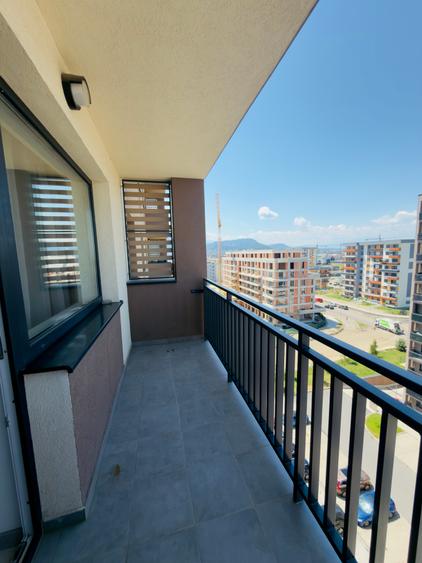 Apartament cu 2 camere decomandat in zona Tractorul langa Coresi Mall