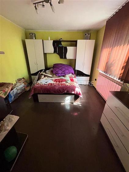 Casa zona Centrala ,200mp, acces auto ! - 6