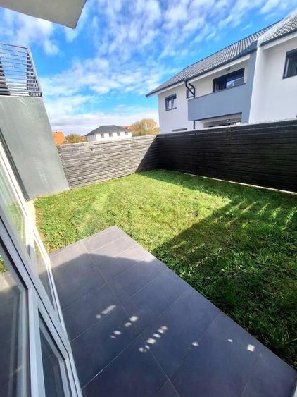 Casa cu 4 camere de vanzare in Selimbar