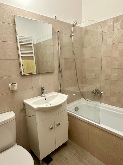 Inchiriez Apartament 2 camere in complex Rotar Park 2, totul ca nou