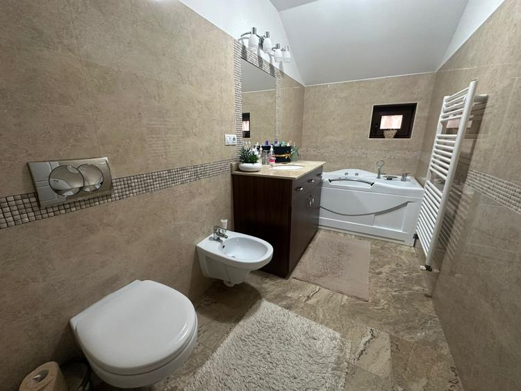 Casa Individuală 175 mp, 5 camere| teren 605 mp| zona Micesti
