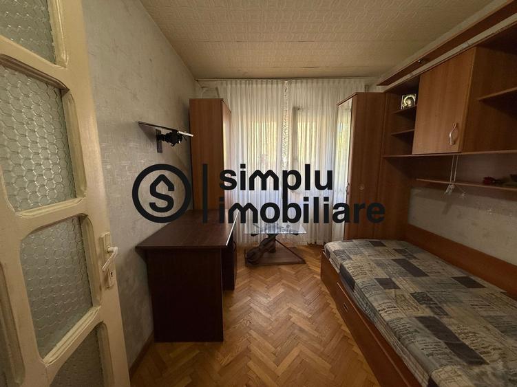 Apartament 3 camere semidecomandat et 2/4