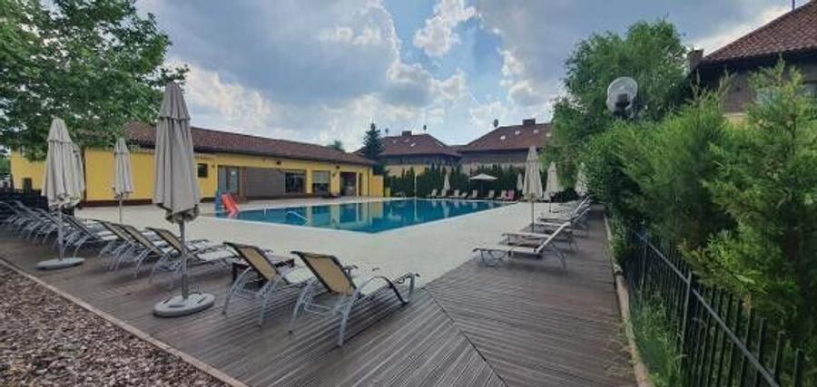 ÎNCHIRIERE VILA INDIVIDUALA COMPLEX CU PISCINA,ZONA IANCU NICOLAE !