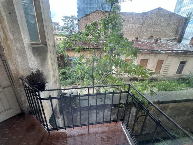 Apartament 2 camere, Calea Victoriei, etaj 1, bloc - lista 2, mobilat, (video)