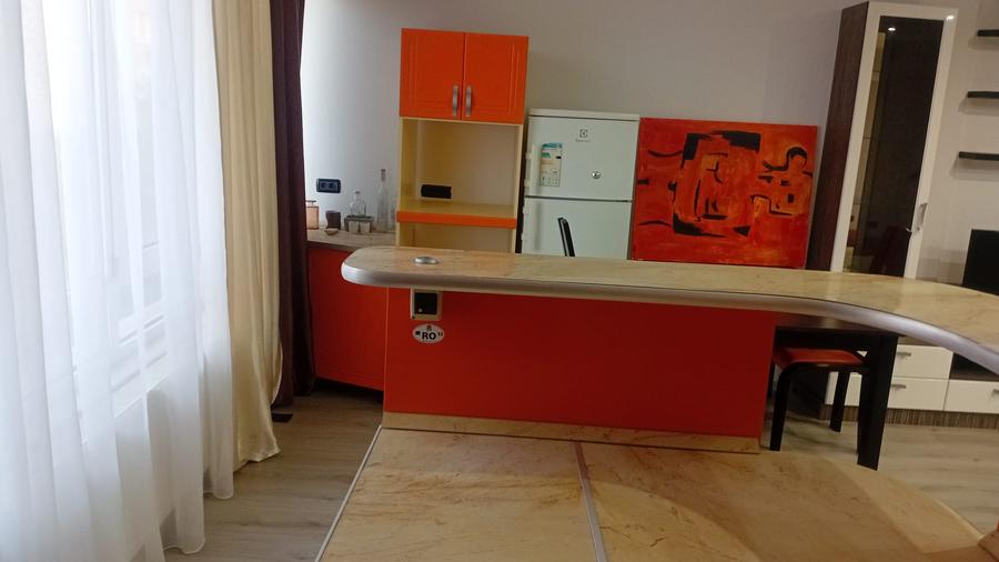 De vanzare   Ap 3 camere la Ared UTA bun pentru investitie