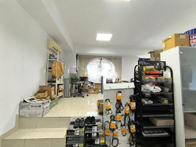 Centru, spatiu comercial 155 mp., front stradal 14 m.