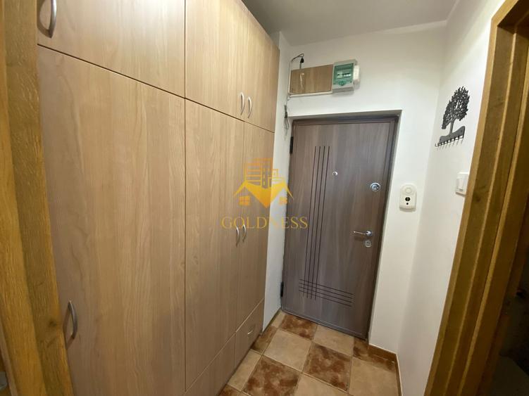 Garsoniera modernă, Iulius Mall, FSEGA, Gheorgheni, Parcare