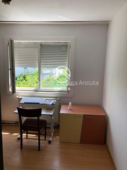 APARTAMENT IN MANASTUR | DE VANZARE | 3 CAMERE | 46 MP - 4