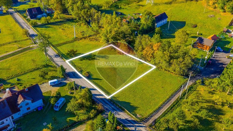 Teren 2.200 mp | Șimon | Fereastră spre Bucegi și Piatra Craiului - 2