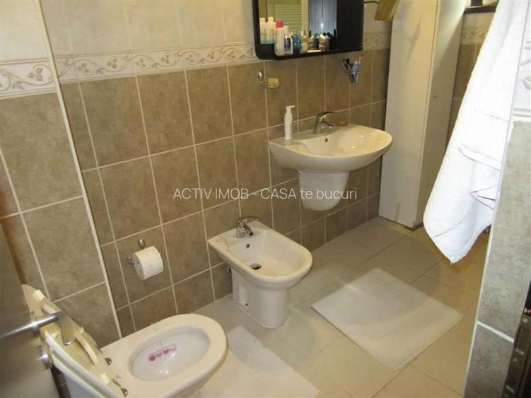 Casa Ds+P+1+M - teren 117 mp - s.u.  131 mp - 1 Decembrie - Trapezului - 11