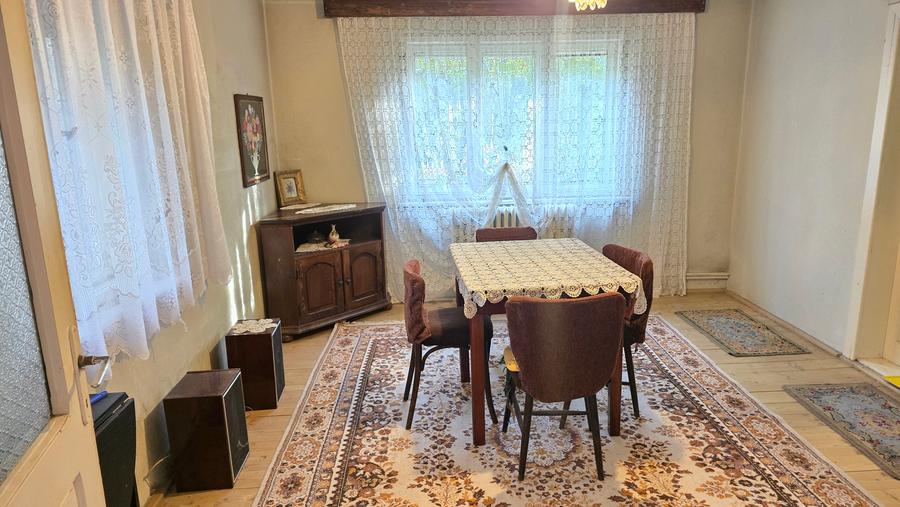 Vand casa S+P in Simeria jud. Hunedoara, zona Soseaua Nationala nr. 1A,