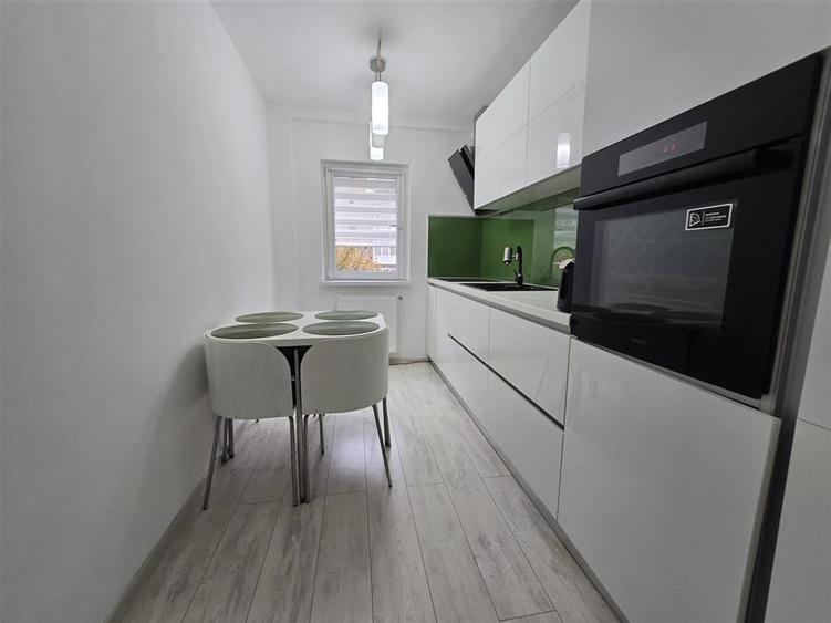 Apartament 3 camere | Central | Grivitei
