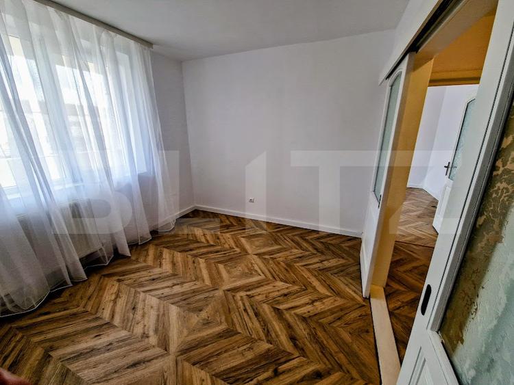 Apartament cu 3 camere, Corneliu Coposu