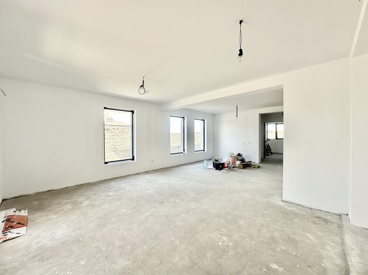 Duplex cu 4 camere - zid dublu - 130 mp utili - Bazosu Nou