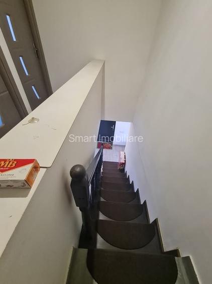 Casă 4 dormitoare + garaj | Panouri fotovoltaice | Izvor