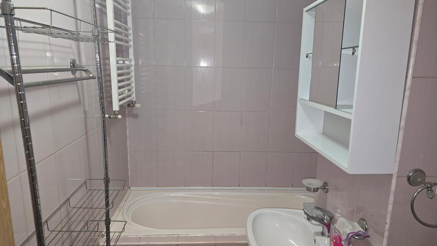 Inchiriez apartament cu 2 camere decomandat in Deva, zona M. Averescu, etaj 1,