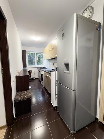 Apartament 2cam Bloc Anvelopat METROU - Piata Victoriei | Dorobanti
