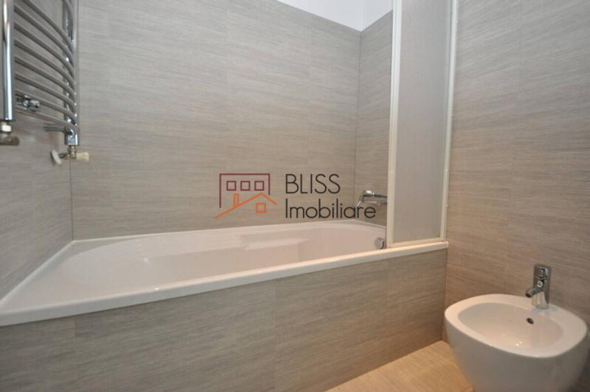 Apartament Elegant cu 4 Camere și Loc de Parcare