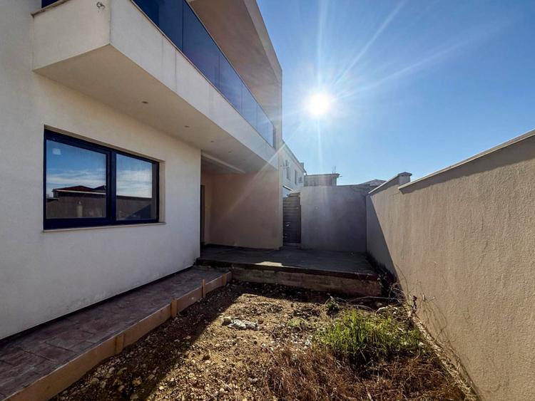Casa P+1 stil mediteranean de inchiriat -Mamaia Sat , zona linistita