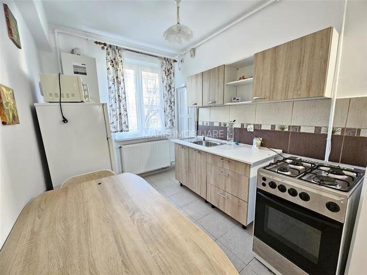Inchiriere apartament 2 camere zona 7 Noiebrie etaj 1 - 6