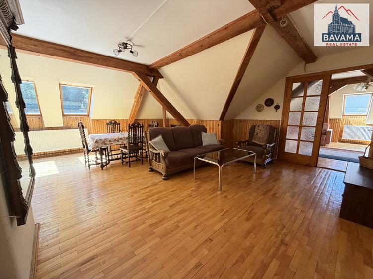 Apartament în Centrul Vechi la casă, de închiriat