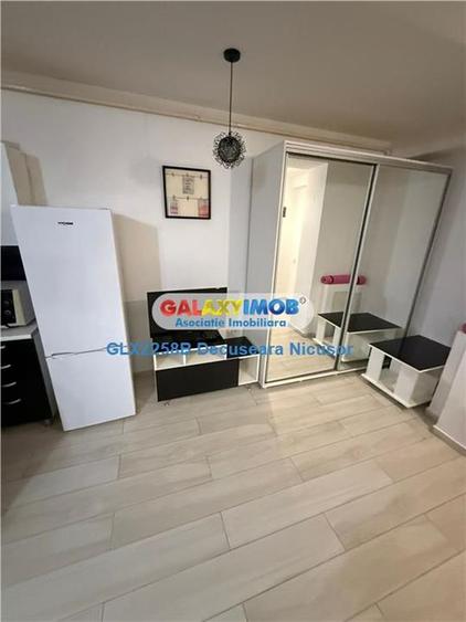 Garsoniera mobilata Militari Residence 49.900 euro