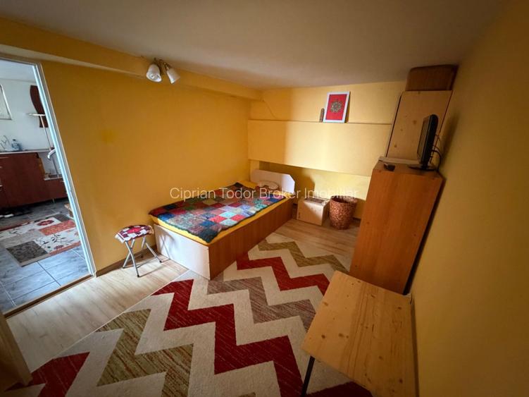 Apartament 4 camere cu scara interioara,  zona Cetate - 6