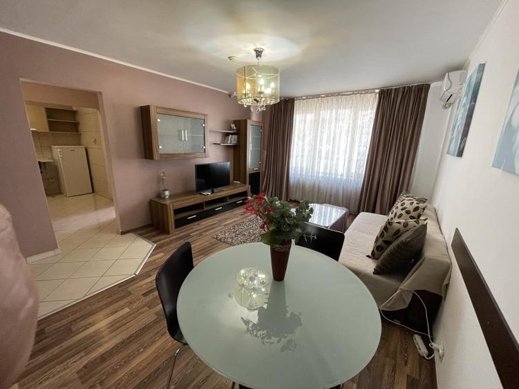 Apartament 2 camere Calea Victoriei, langa Ateneu, mobilat modern, bloc solid