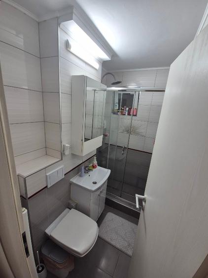 Apartament 3 camere de vânzare – Noua, Str. Prunului | Etaj 1 | Renovat | Mobila