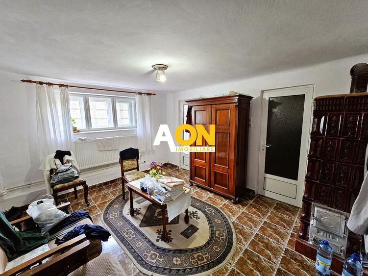 Casa 4 camere, 525 mp teren, zona Centru