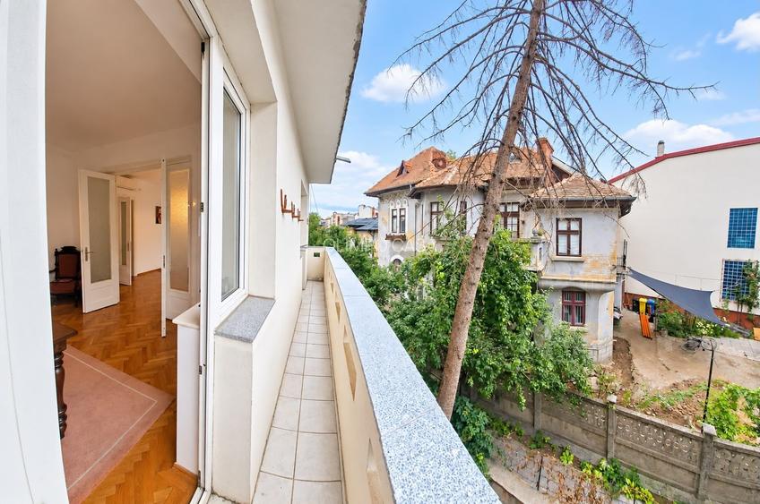 Apartament-3 camere-Armeneasca