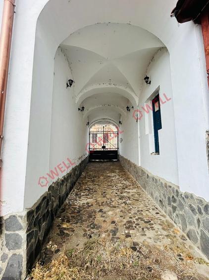 De vânzare complex de clădiri în Baraolt
