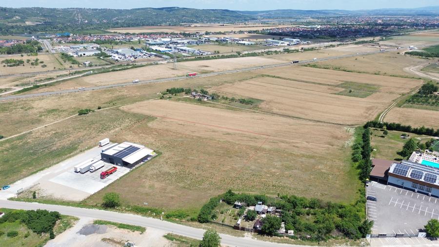 Teren intravilan de vanzare in Oradea, PUZ aprobat, zona Ogorului Centura