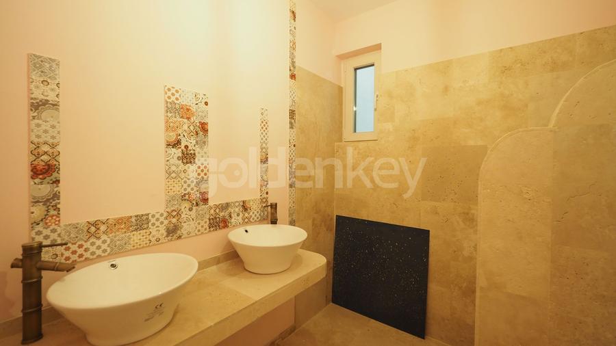 Vila duplex cu 4 dormitoare si 450mp gradina amenajata